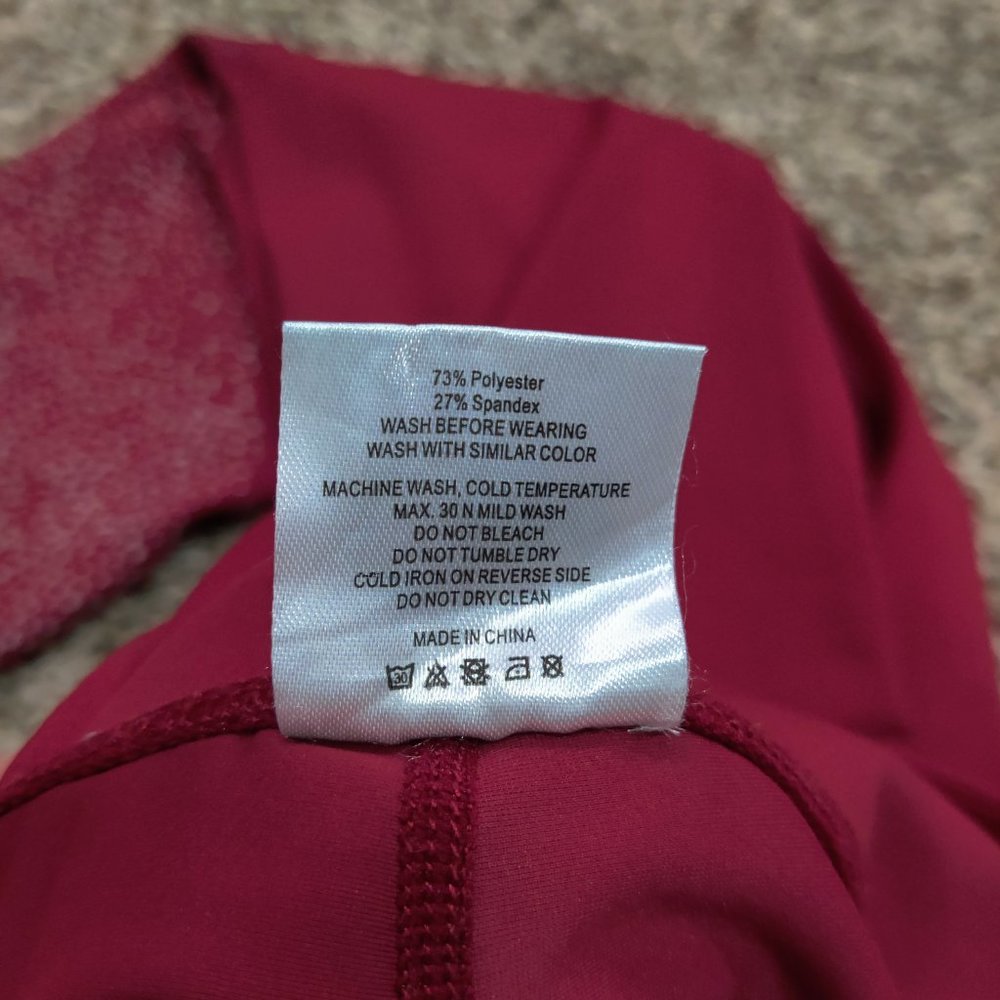 Zyia Active Merlot Pocket Reflective Light n Luxe 7/8 High Rise leggings, sz 6-8 - Picture 5 of 9